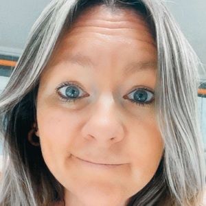 Meet your Posher, Shena